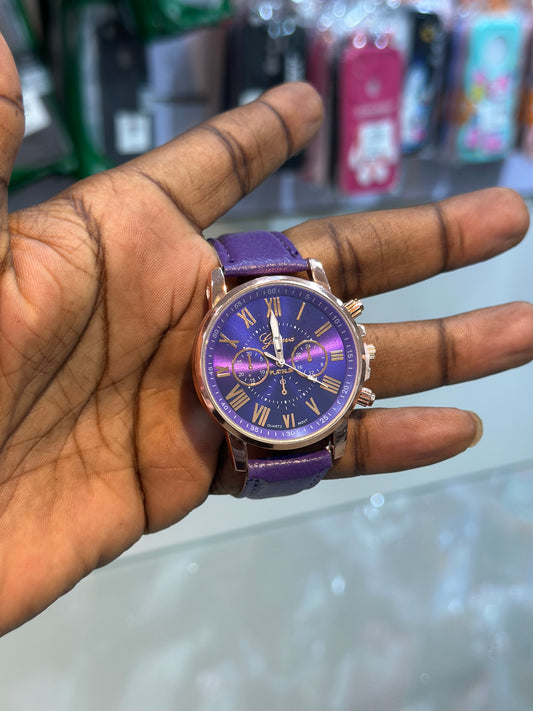 ساعة نسائية عادية عصرية جنيف حزام مزدوج المستوى كوارتز يد الطلاب موضة ساعات الموضة بالجملة تصفية